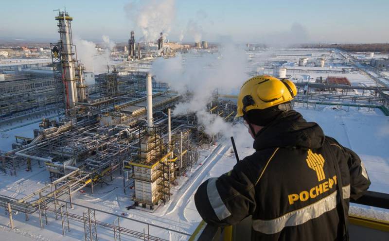 Россия «поглотила» ОПЕК. Но выгодна ли «нефтяная сделка» нашей стране? геополитика