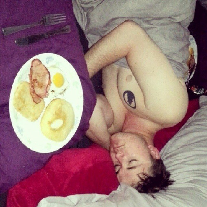 Как на самом деле выглядит завтрак в постель Юмор