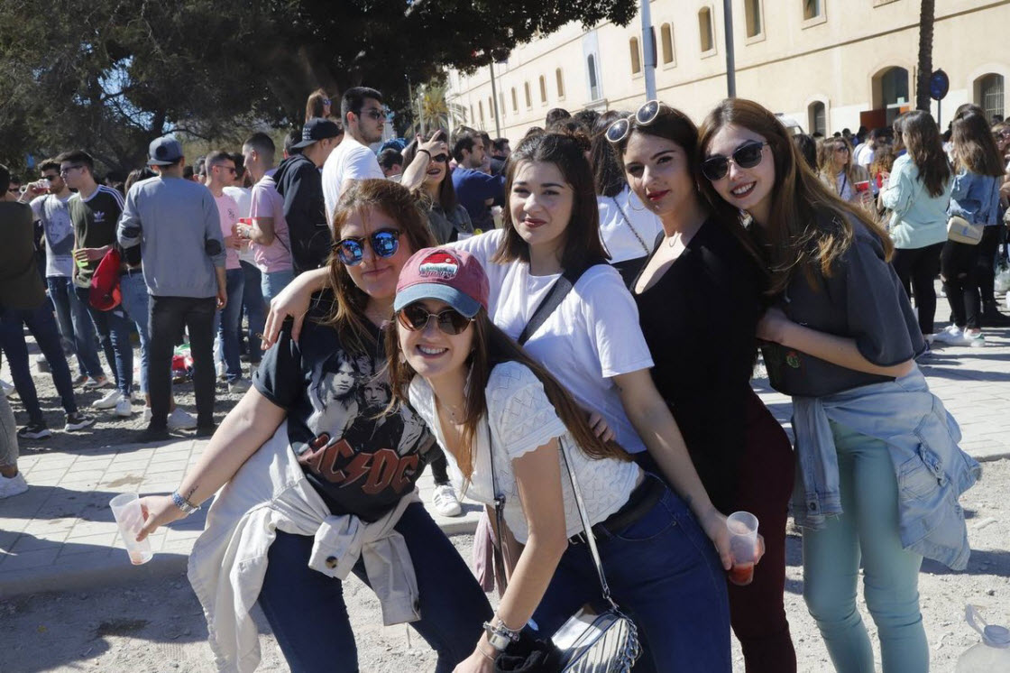 Праздник паэльи в Картахене праздник, фестиваль