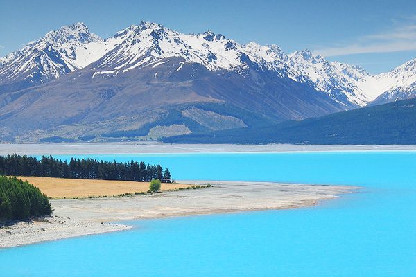 Волшебный уголок Новой Зеландии: бирюзовое озеро Пукаки 
