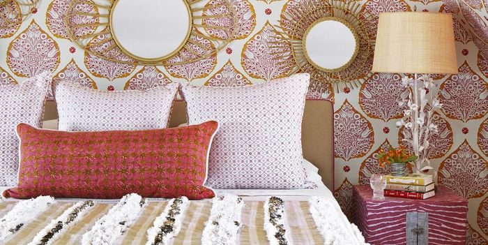Спальня с обложки: 7 простых идей, как красиво застелить кровать декор