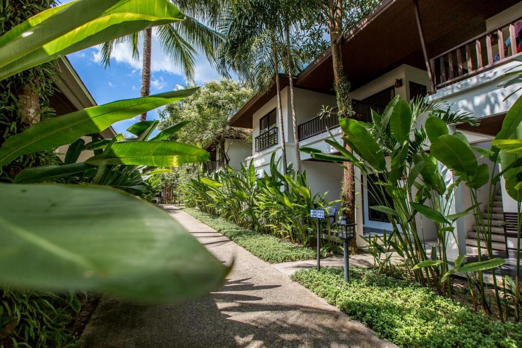 Отель NaiYang Beach Resort Phuket : фото с описанием, отзывы туристов путеествия, путешествие и отдых