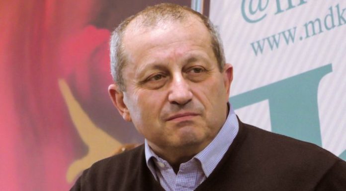 Кедми закликав поставити на місце Прибалтику за образу радянських героїв