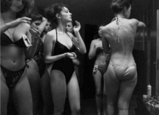 Перша красуня СРСР: «Мене оголосили переможцем, зверху стали сипатися гвоздики, вони падали мені на голову і збили корону»