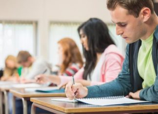 Подарунок від викладача