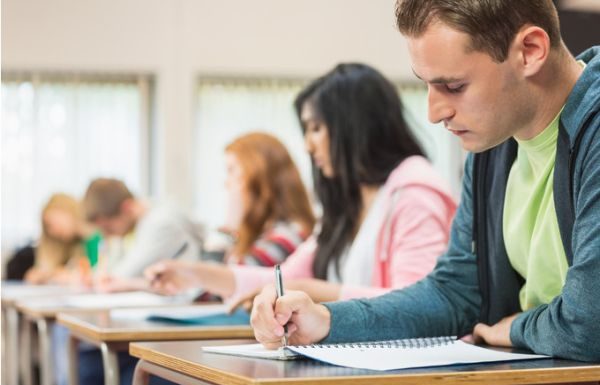 Подарунок від викладача