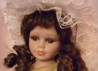 Містична лялька