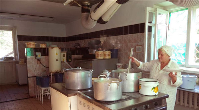 Тягни з заводу кожен цвях ти тут господар, а не гість: Правда про крадіжку в СРСР.