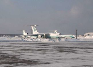 Мирний: місто на краю прірви