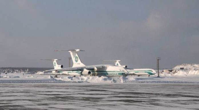 Мирний: місто на краю прірви