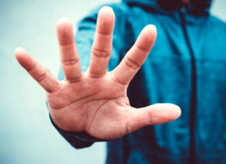 Навіщо потрібні лінії на долонях