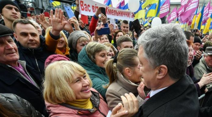 Многорукий Кремль у фантазіях Порошенко