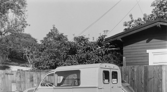 Citroen 2CV Fourgonnette – Фургон для бідних французьких фермерів