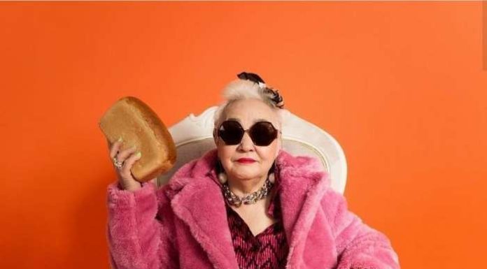 Незвичайна рекламна компанія хлібзаводу в Якутську