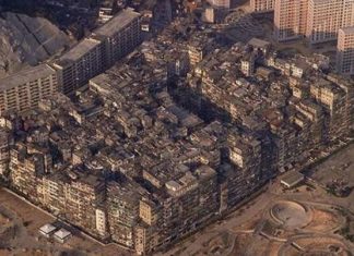 Сумна історія китайського міста-фортеці Коулуна, який знесли у 1994 році