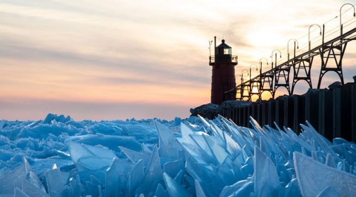 Озеро Мічиган з казкових осколків