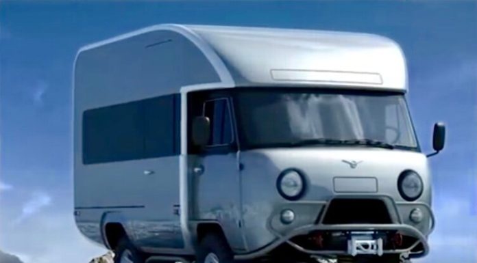 Російський дім на колесах з «БУХАНЦЯ»