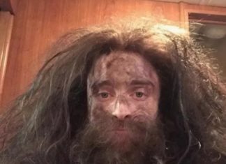 Дізнаєтеся цього чоловіка на фото?