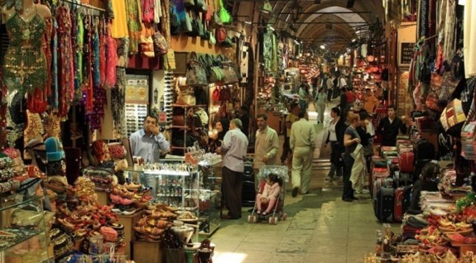 6 найколоритніших ринків планети, які внесуть в шопінг трішки магії