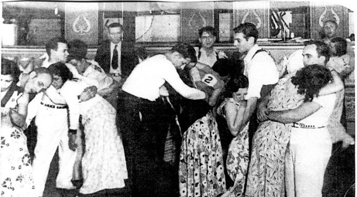 Танці до упаду на танцювальних марафонах 1920-30-х років