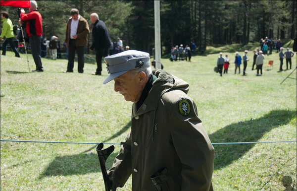 Зустріч росіян з ветераном ВВВ в Європі… розповідь британського студента