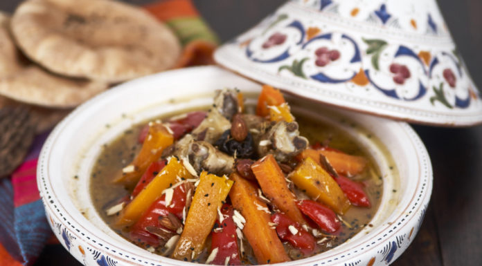 Що таке марокканський тажин і як у ній правильно готувати?