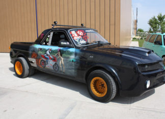 ГАЗ-3110 Волга перетворили в яскравий пікап з передньою частиною від Chevrolet Camaro