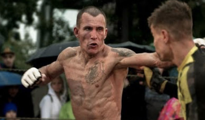 Авторитетний боксер вирішив поставити ММА-новачка на місце і поплатився