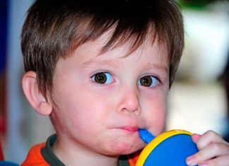 Вона взяла онука й повела на тест ДНК… Це виявився не сина дитина! Ось кому потрібна була ця правда?