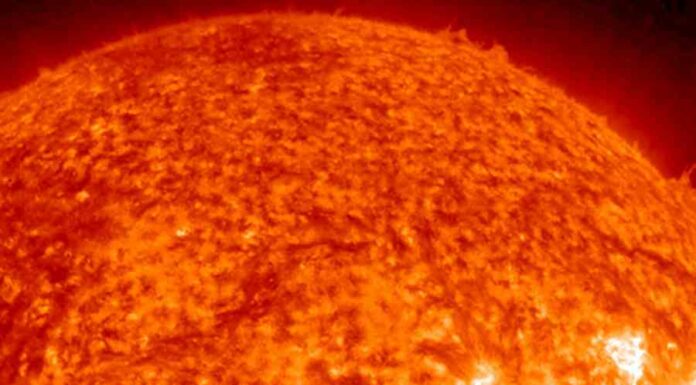 Грози і блискавки на землі впливають на її іоносферу – в чому ризики?