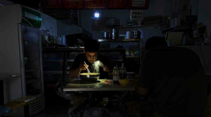 За крок від нобелівки? творці мрнкових вакцин проти covid стали лауреатами премії ласкера 2021 року