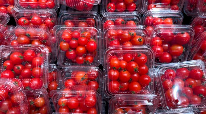 Нове дослідження пов’язує хімічні речовини, що містяться в пластмасах, зі смертельними захворюваннями серця