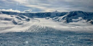 Тривожний відступ антарктичного льодовика є найшвидшим з усіх, які коли-небудь бачили