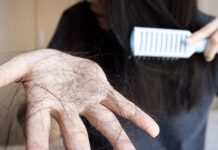 Стрес безпосередньо пошкоджує волосяні фолікули, викликаючи аутоімунне випадання волосся