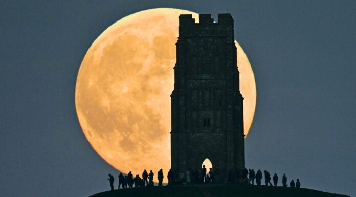 Станьте свідком Супермісяця Бобра: небесне видовище, якого не бачили з 2019 року