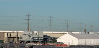 Трамп Наполягає на Покладанні Витрат на Енергопостачання Дата-Центрів на Технологічні Компанії