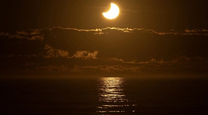 Рідкісне “Кільце Вогню”: Затемнення Сонця Над Антарктидою Цього тижня