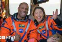 Artemis II: Астронавти благополучно повернулися після історичної місії на навколомісячну орбіту